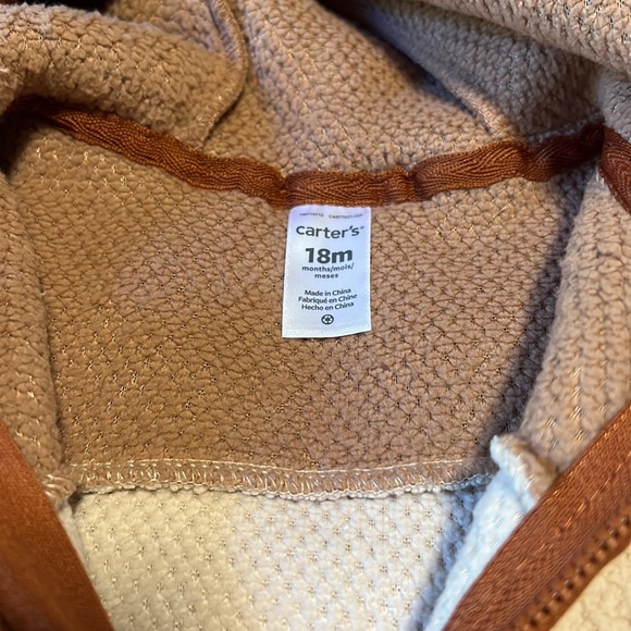 NWOT Earthy Brown and Cream Carter’s 18 Month Fleece Footless Sleeper with Hood - Picture 4 of 5